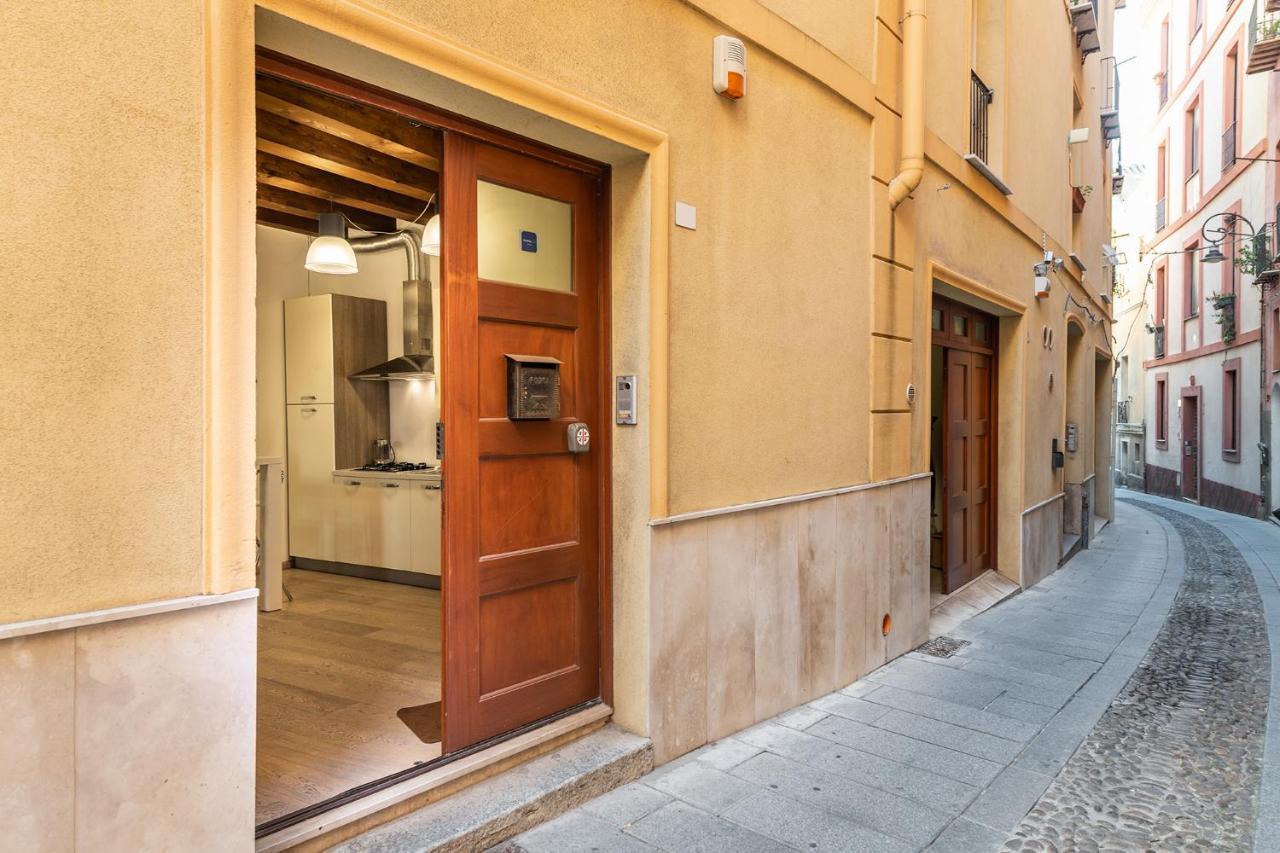 Suite Martini Al Castello Cagliari Exterior photo