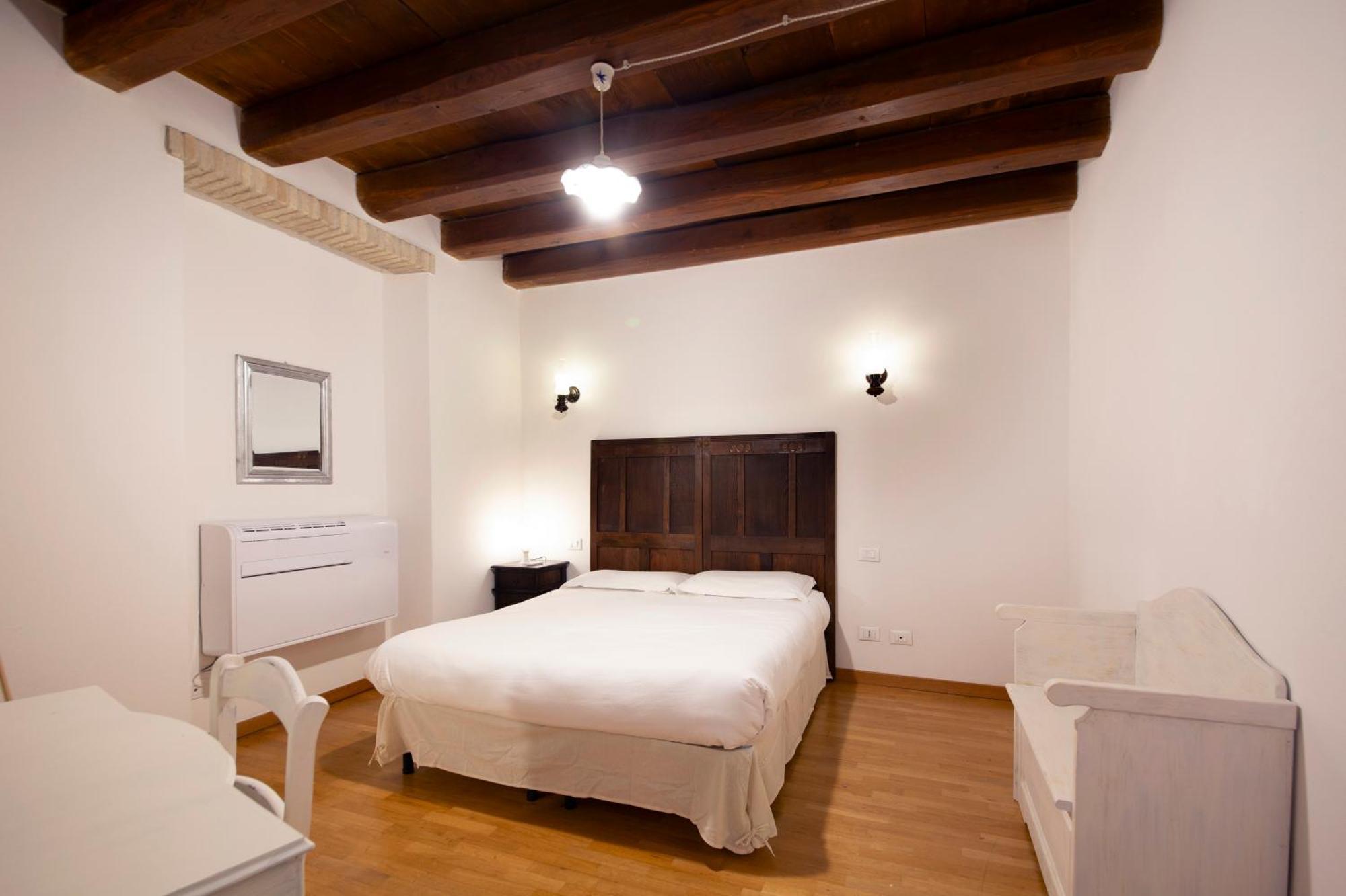 Suite Martini Al Castello Cagliari Exterior photo